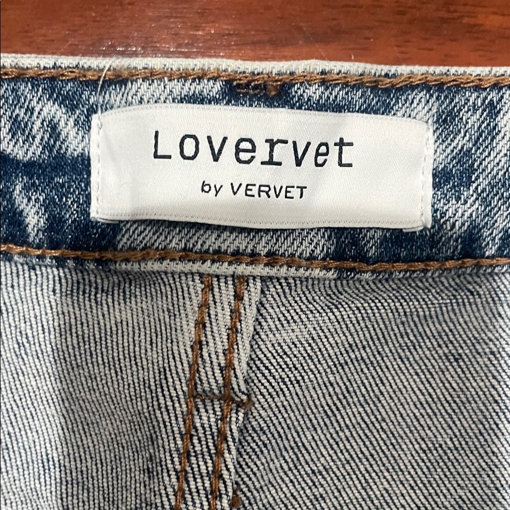 Vervet Women’s Distressed Light Wash High Rise Straight Jeans Size 30/11. NWT! - Picture 6 of 12